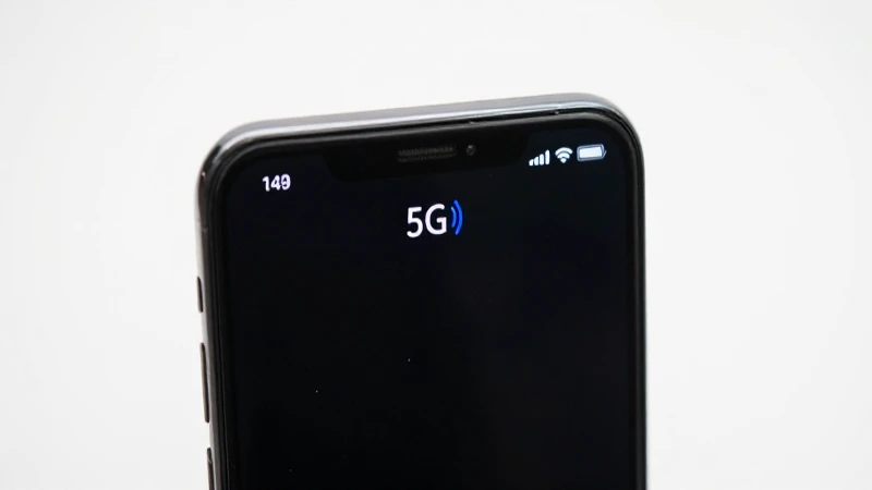 Smartphone Android con bokeh suave y 5G