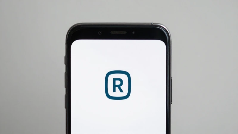 Smartphone Android con iluminación suave y enfoque profundo