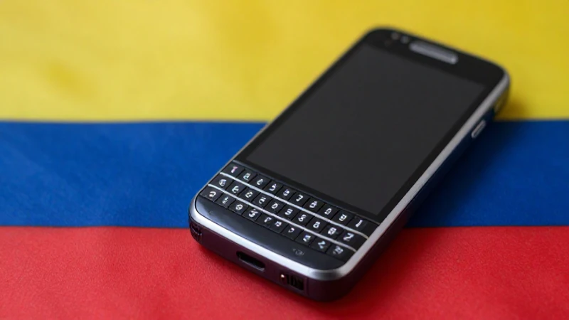 Foto macro de BlackBerry con fondo colombiano