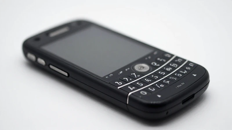 Teléfono Blackberry con señal débil e iluminación suave