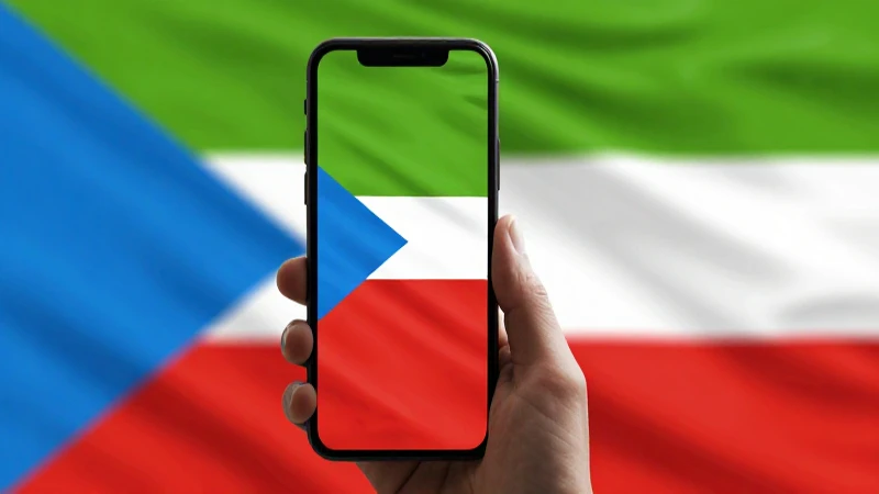 Teléfono móvil con bandera ecuatoguineana iluminado