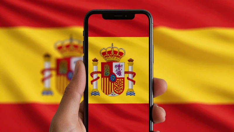 Smartphone exhibe la bandera española con nitidez