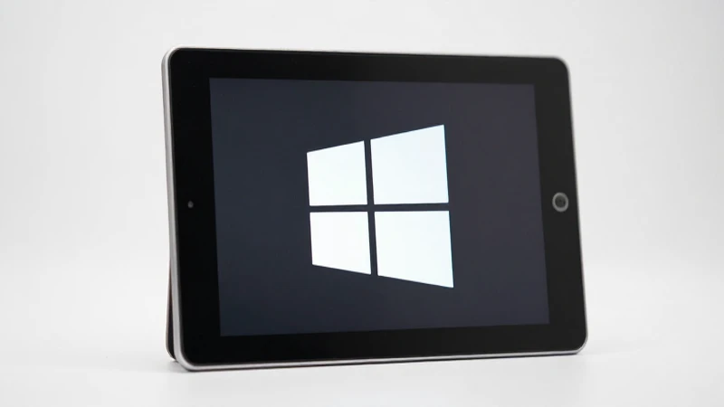 Completa Guía de APN US T-Mobile LTE para Windows Phone 4 Foto de estudio con Windows Phone prominentemente