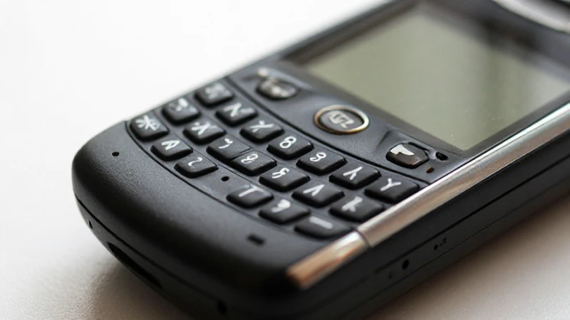 BlackBerry antiguo, primer plano, iluminación suave